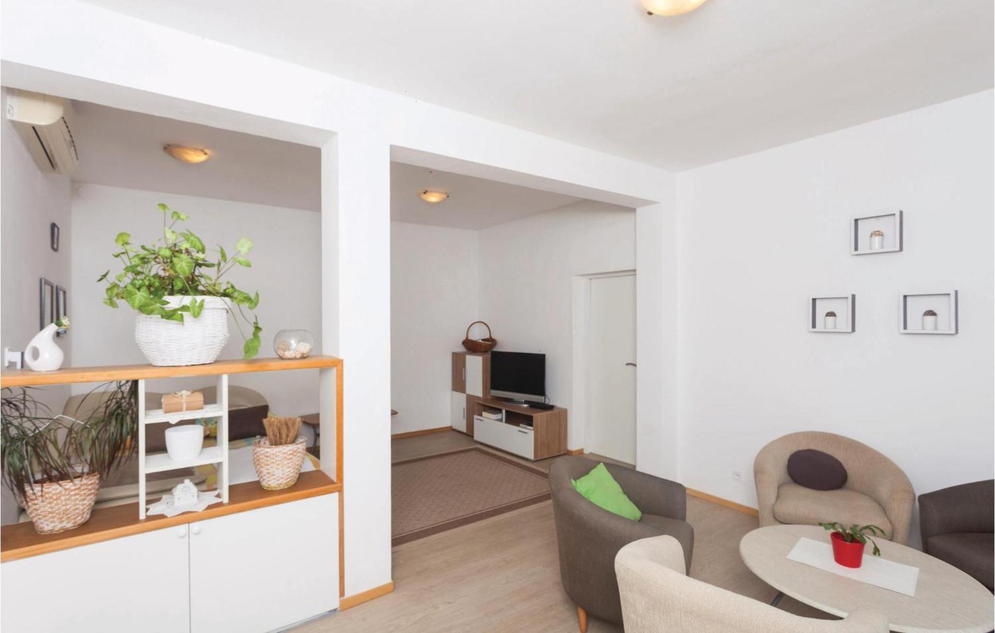 Cozy Apartment In Zaton Veliki With Kitchen Luaran gambar